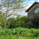 Hébergement de vacances La Cour Cachée